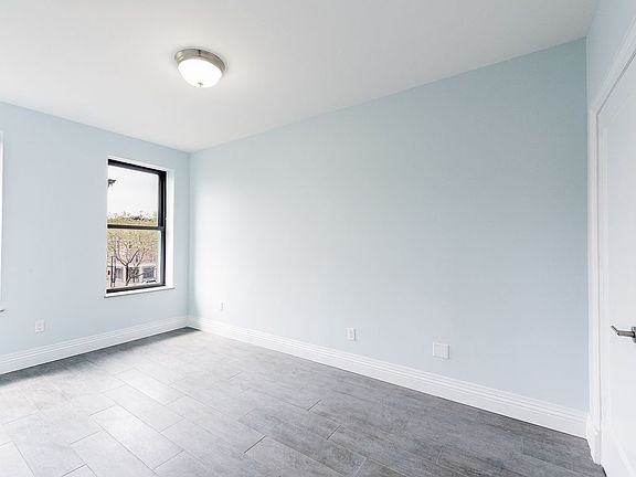 3rd image of 776 Halsey St #2F