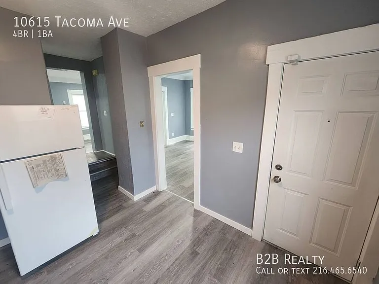 10615 Tacoma Ave — Photo 15