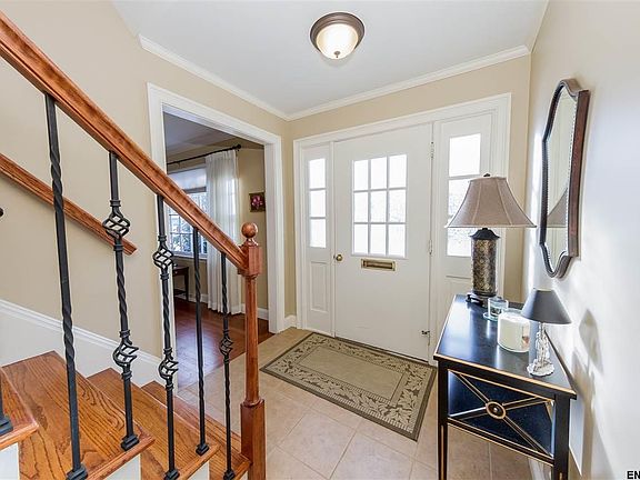 2nd image of 14 Underwood Dr