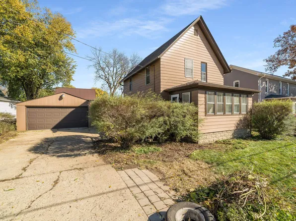 145 Gladys Ct, Belvidere, IL 61008