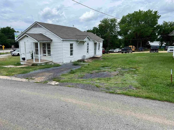 Campus St, Marshall, AR 72650