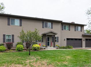 2308 Coldstream Ave NE, Cedar Rapids, IA 52402