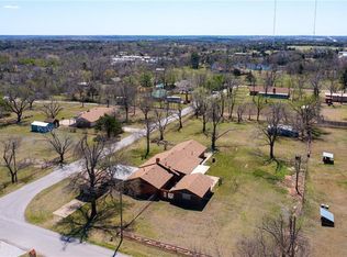 9821 Rozell Dr, Oklahoma City, OK 73131