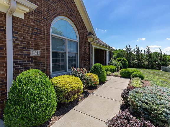 2nd image of 143 Rumsey Cir Unit D