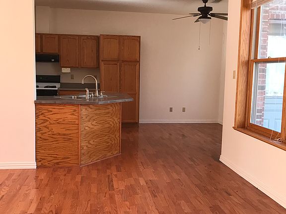 5th image of 102 Osprey Dr