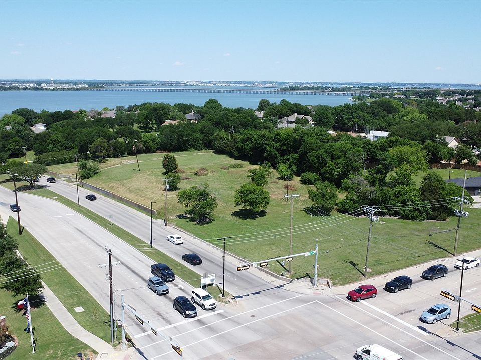 1st image of 2214-2310 Rowlett Rd
