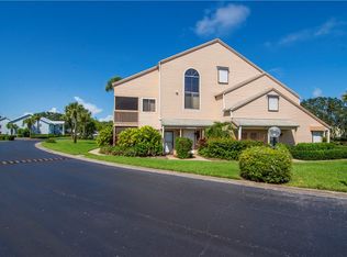 9632 Riverside Dr APT 2, Sebastian, FL 32958