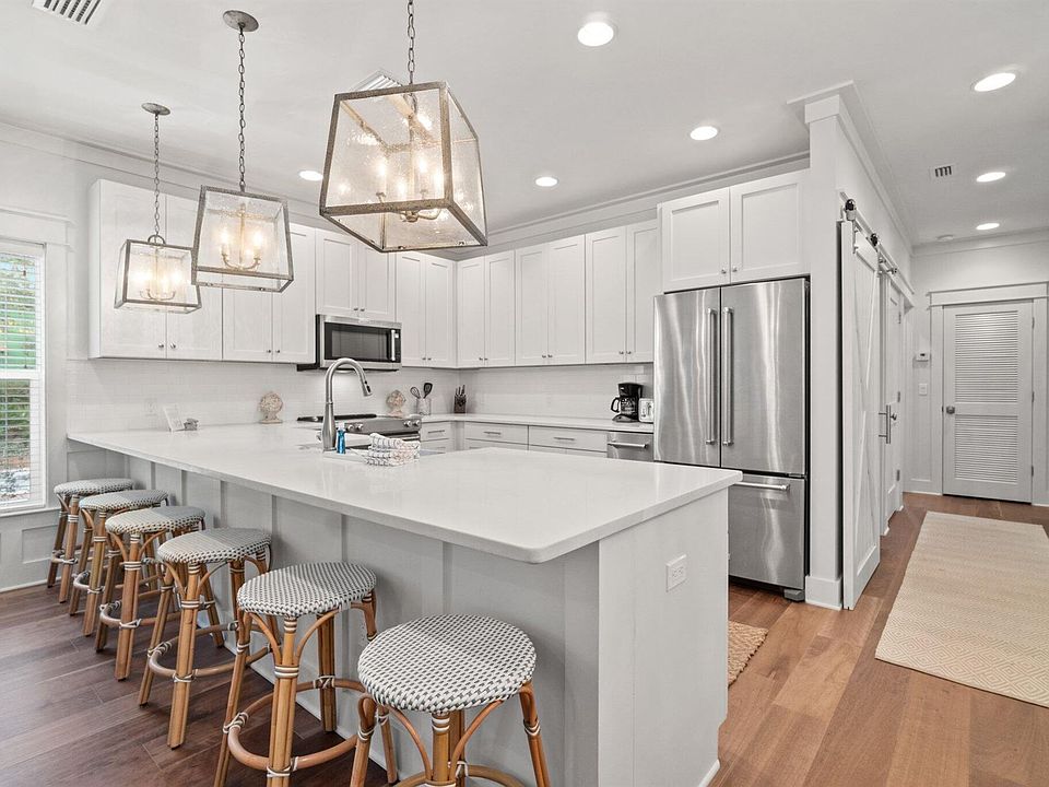 1st image of 765 Patina Blvd