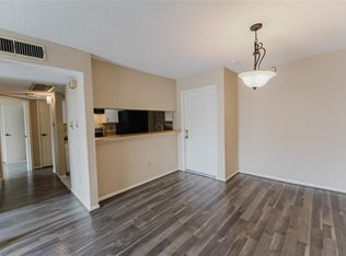 2818 S Bartell Dr APT 34, Houston, TX 77054