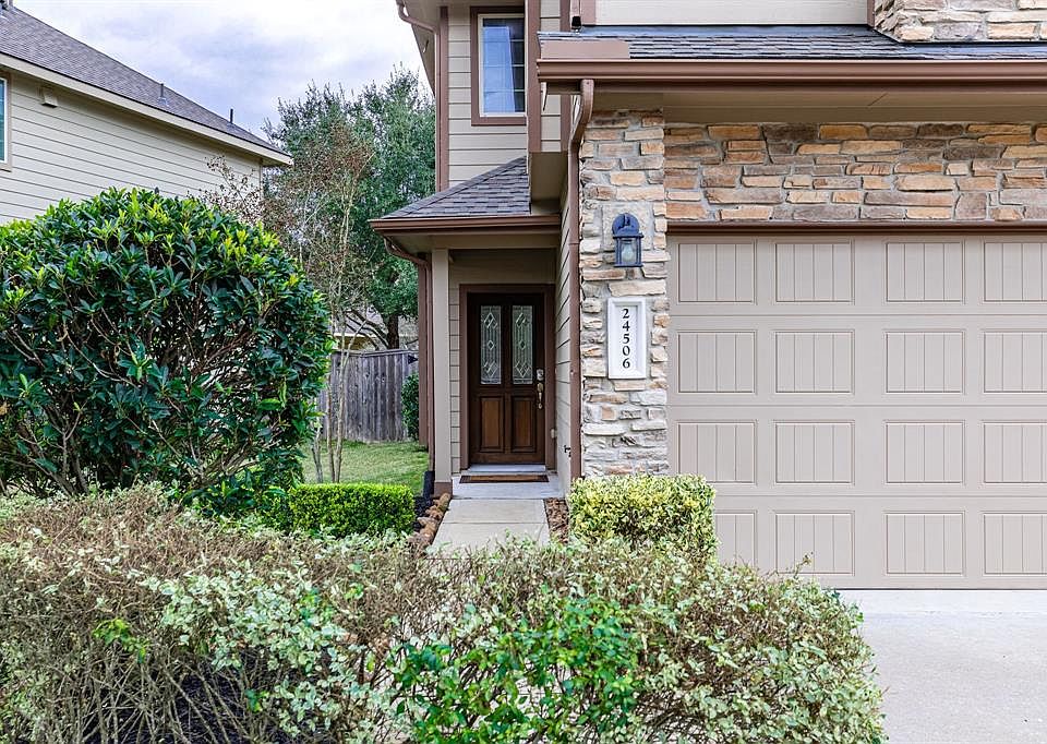 1st image of 24506 Folkstone Cir