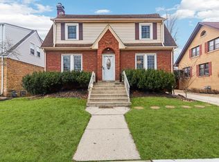 765 E Prairie Ave, Des Plaines, IL 60016