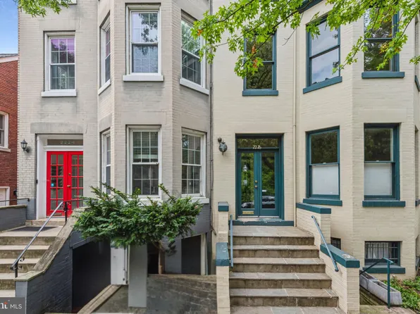 2226 Decatur Pl NW, Washington, DC 20008