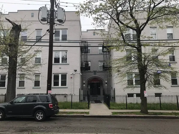 270 Goldsmith Ave #C1, Newark, NJ 07112
