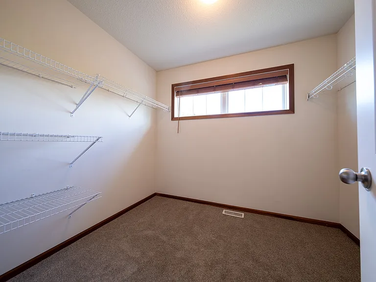 1814 Spring Creek Dr — Photo 19