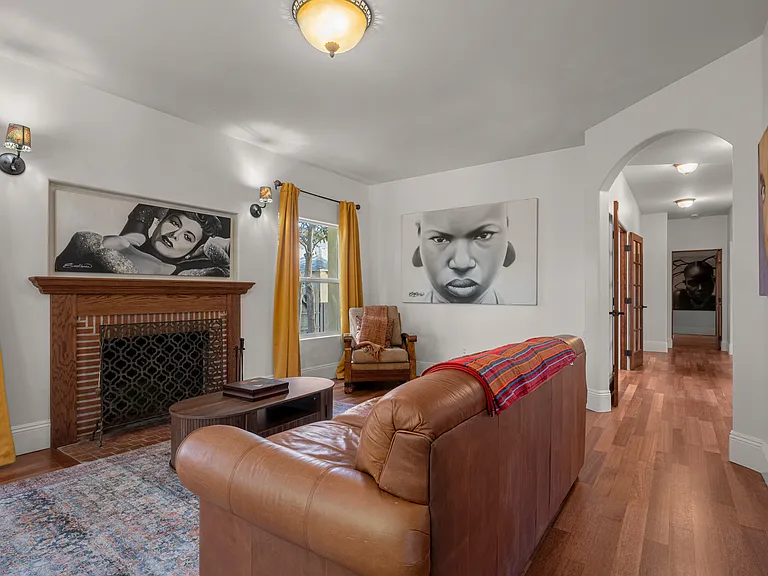 8302 S Sepulveda Blvd — Photo 73