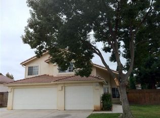 2264 Roberts Ave, Clovis, CA 93611