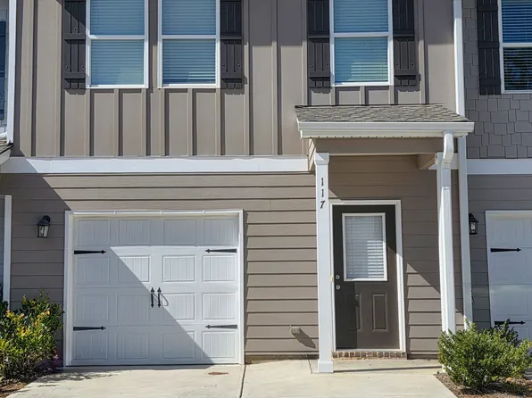 117 Village Green Dr, Adairsville, GA 30103
