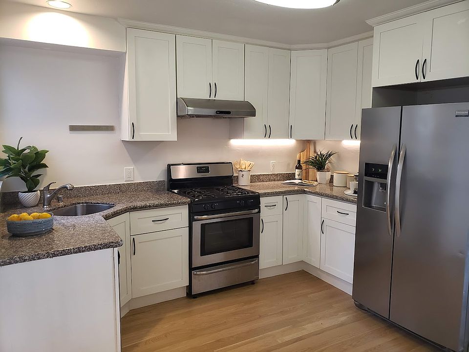 1st image of 1373 17th Ave #1373