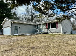 688 Trailway Rd, Luzerne, MI 48636
