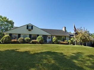 5205 Lochloy Dr, Edina, MN 55436