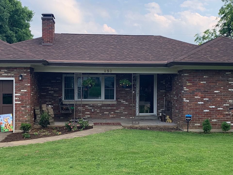 1st image of 653 Clover Dr
