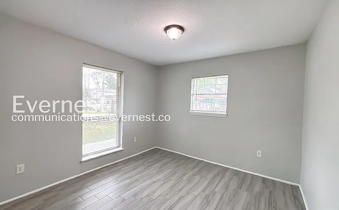 8117 Richland Dr — Photo 11