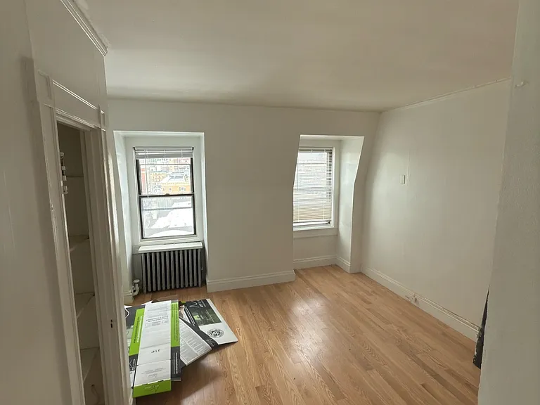 90 Westland Ave #820 — Photo 2