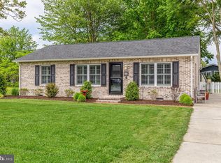 10 David Rd, Ocean View, DE 19970