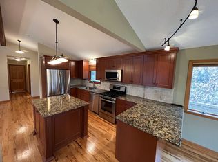 1276 Point Douglas Rd S, Saint Paul, MN 55119