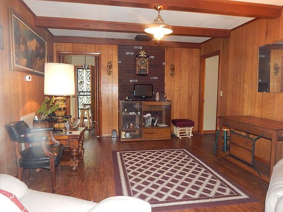 5th image of 3139 Larkspur Dr