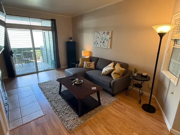 7580 Canyon Meadow Cir APT C, Pleasanton, CA 94588