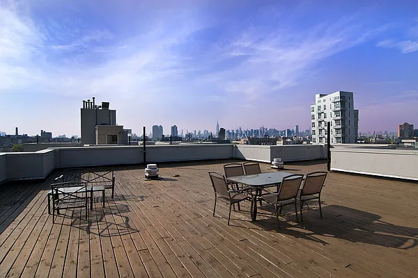 Rented by City View Living | media 36