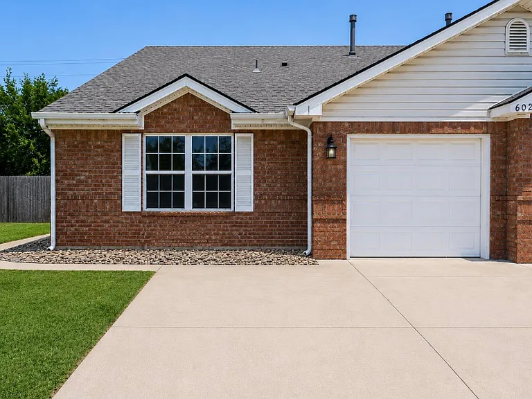 603 Welston Cir #1 — Photo 1