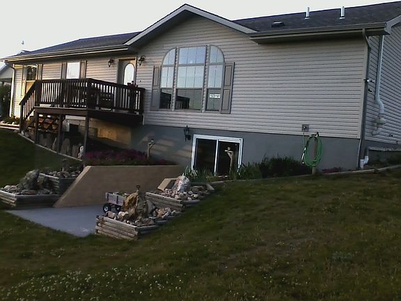 South Side. Walkout Basement