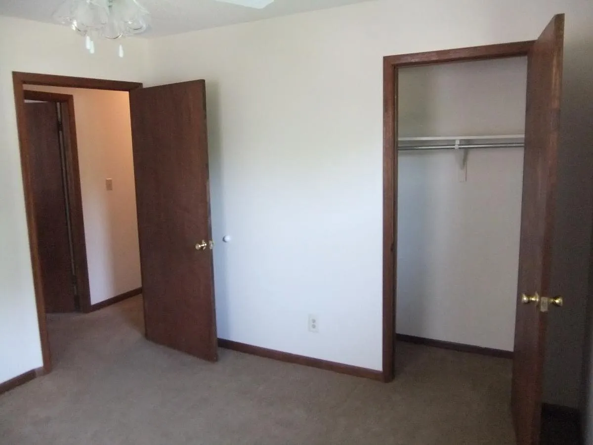 304 John Place — Photo 3