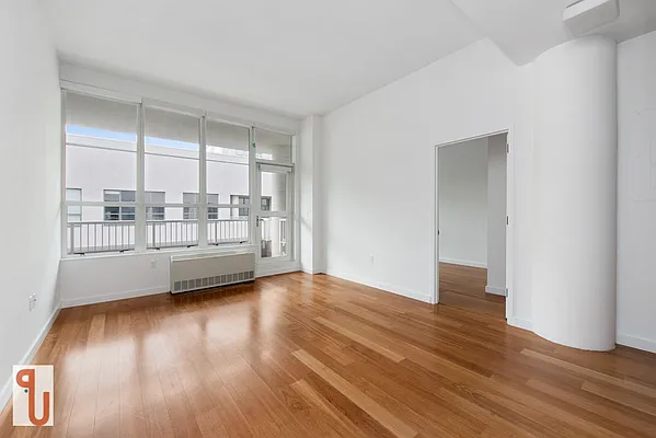 Rented by Up Real Estate Advisors LLC | media 10