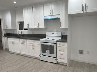 10818 Nassau Ave, Sunland, CA 91040