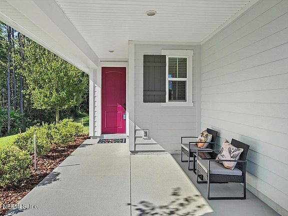 3rd image of 308 PIONEER VILLAGE Drive