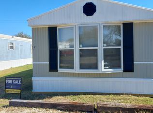 Sandell MHP, Corsicana, TX 75110