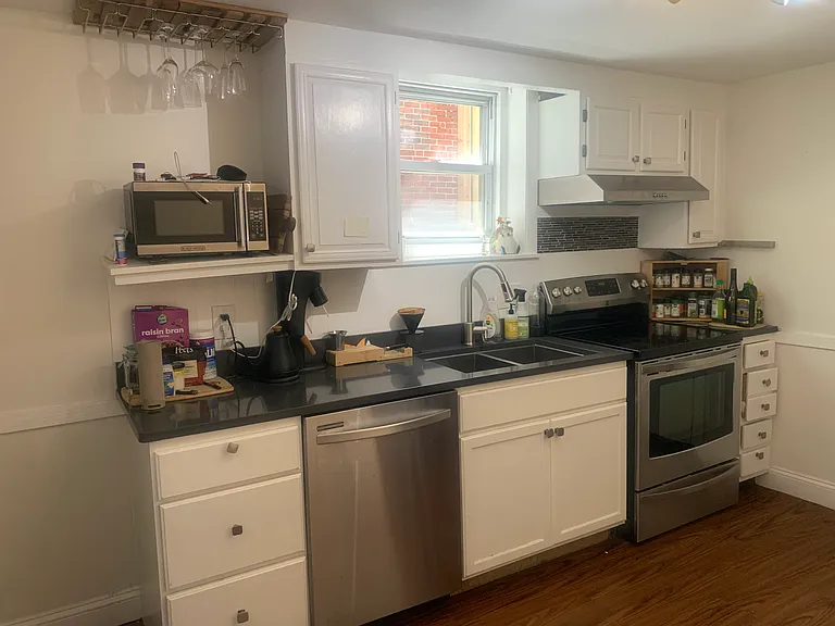 368 Main St #1 — Photo 7