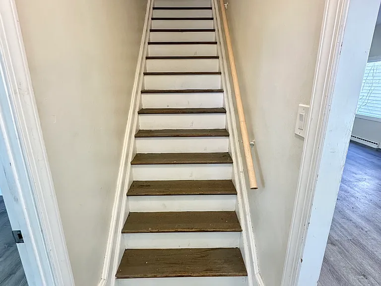 8 Main St — Photo 11