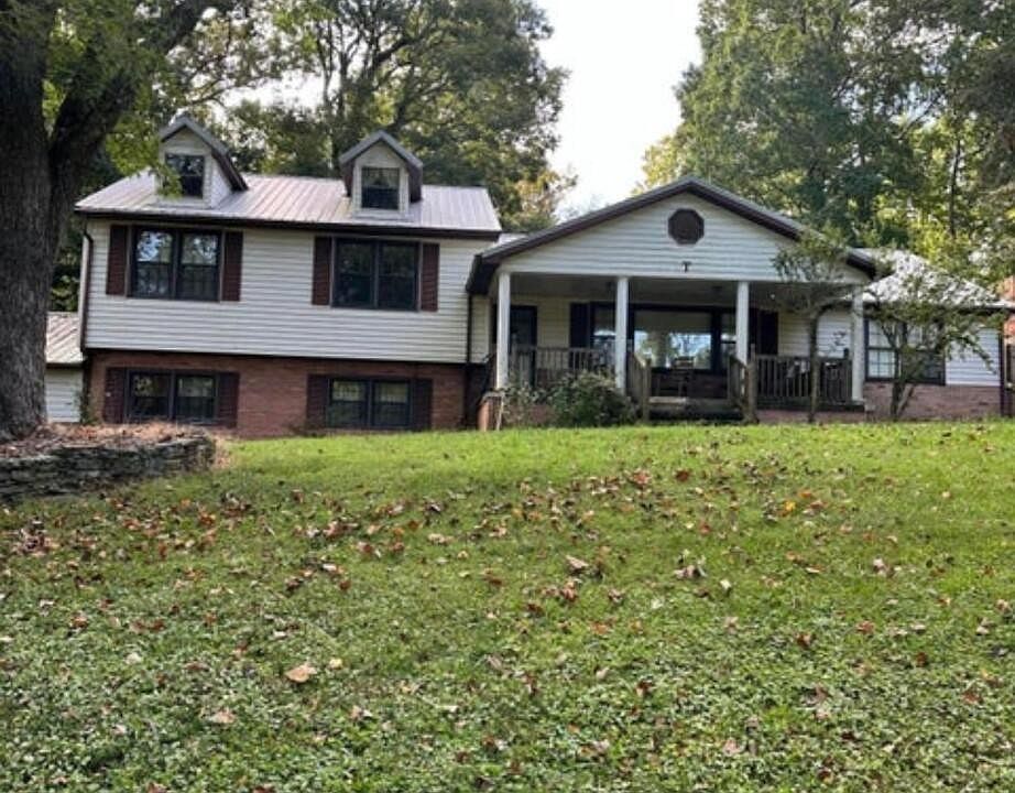 1st image of 816 Staples Ave