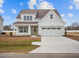 206 Coastline Cir, Cedar Point, NC 28584