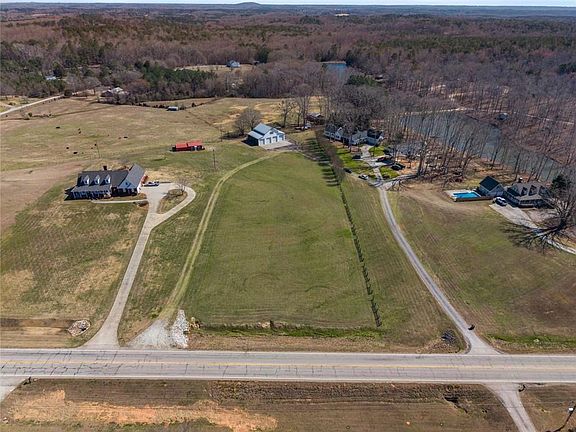 3rd image of 481 Georgia Rd #81