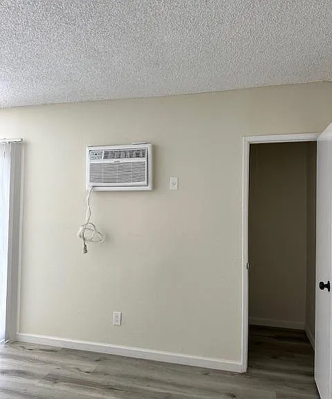 8619 Willis Ave #20 — Photo 4