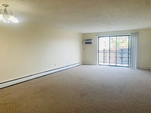 1 bed, 900 sqft, $2,700 — Photo 4