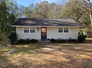 720 Meadow Cir, Sumter, SC 29150