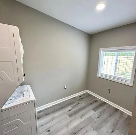 921 S Jackson St — Photo 10