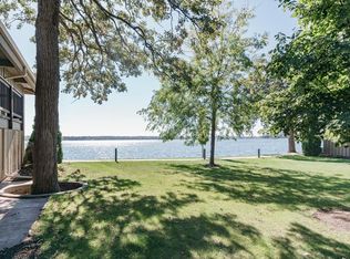 2400 E Geneva St #1412, Delavan, WI 53115