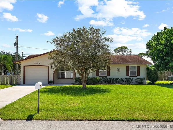 1098 NW 13th St, Stuart, FL 34994